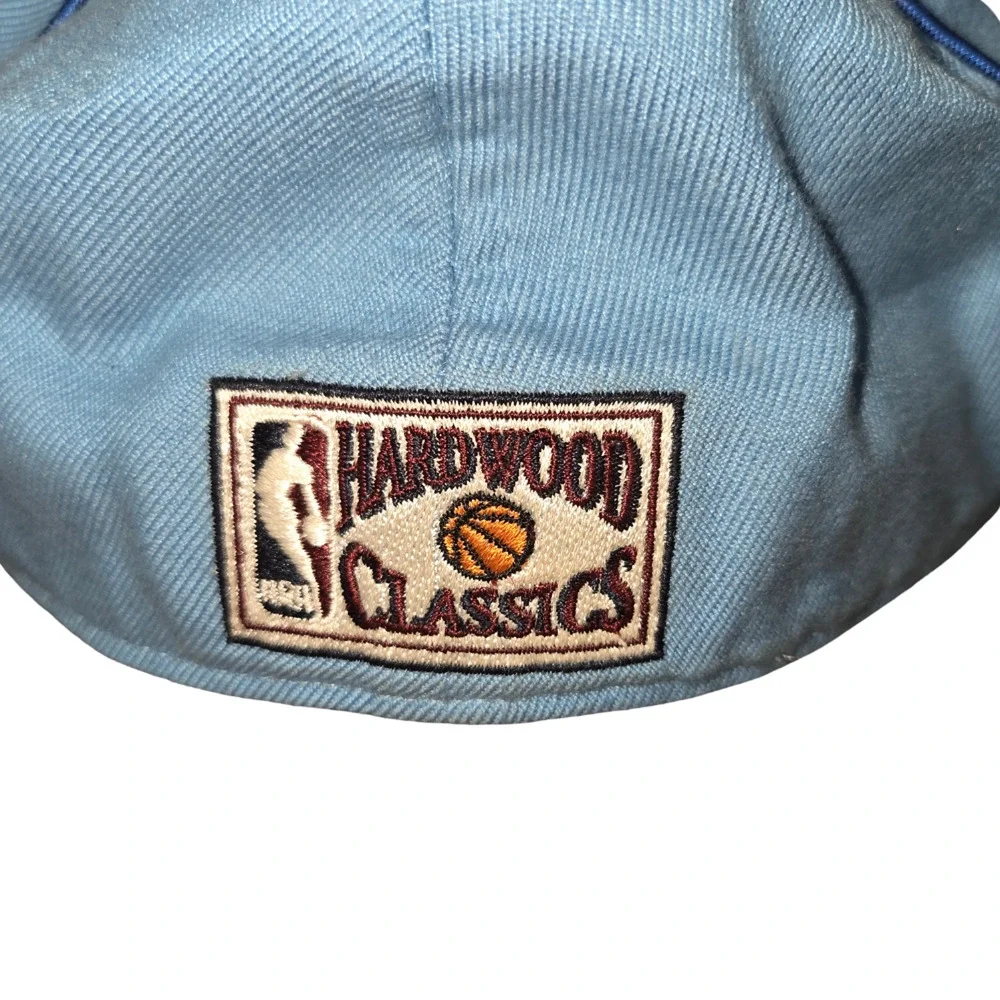 NBA Sacramento Kings Hardwood Classics Fitted Cap Mens M 7 1/4 Blue White Hat